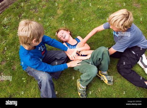 child world tickle kids videos.
